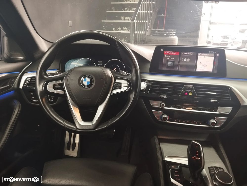 BMW 530 e iPerformance Pack M - 16
