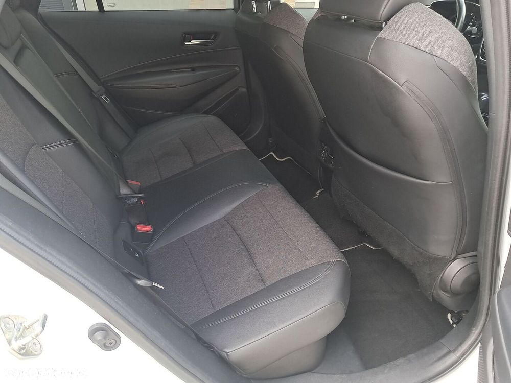 Toyota Corolla 1.8 Hybrid Style - 10