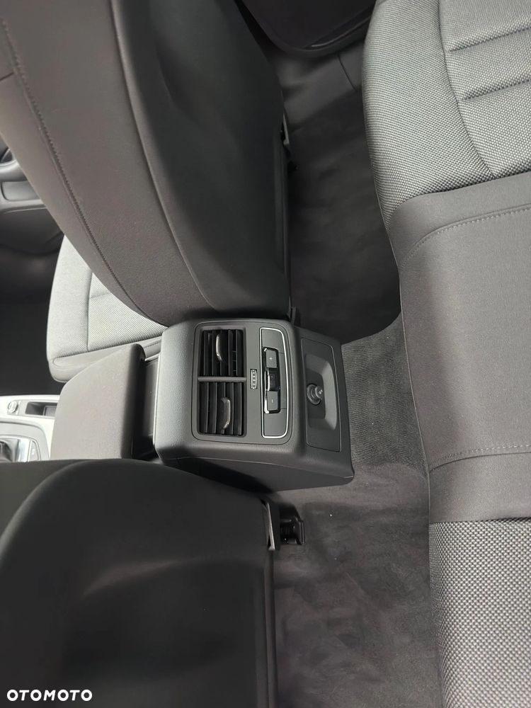 Audi A4 Limousine 35 TFSI mHEV Advanced S tronic - 7