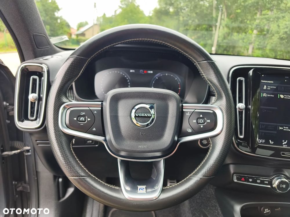 Volvo XC 40 D3 R-Design - 26