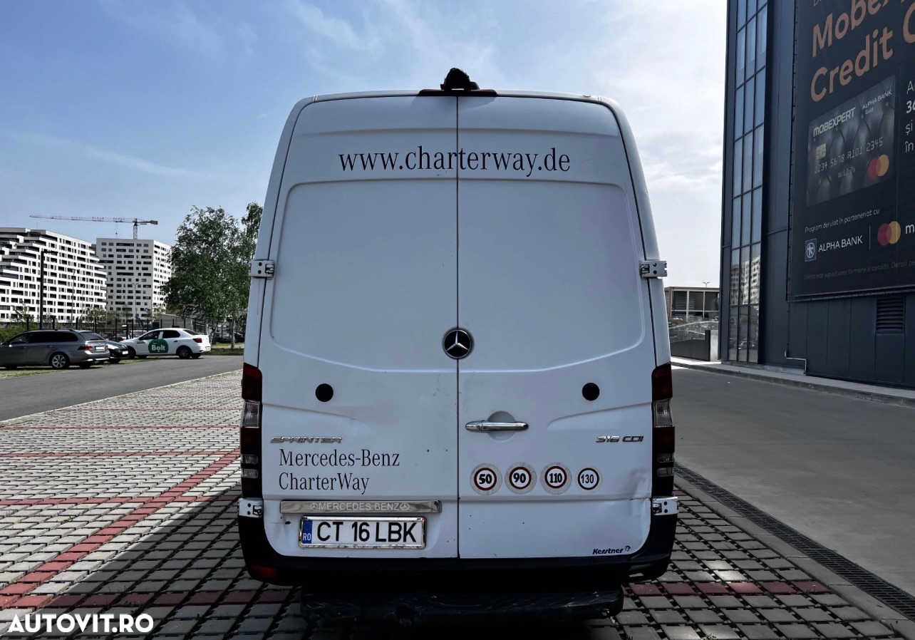 Mercedes-Benz Sprinter - 13