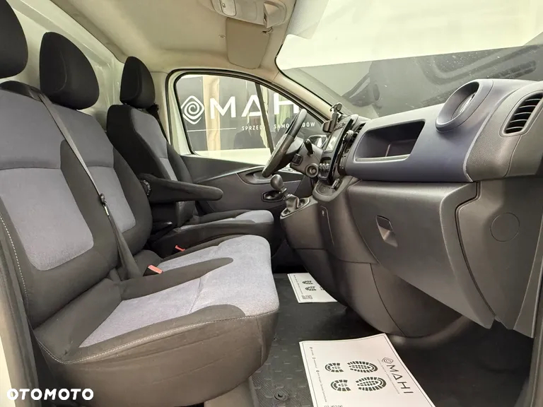 Opel Vivaro - 18
