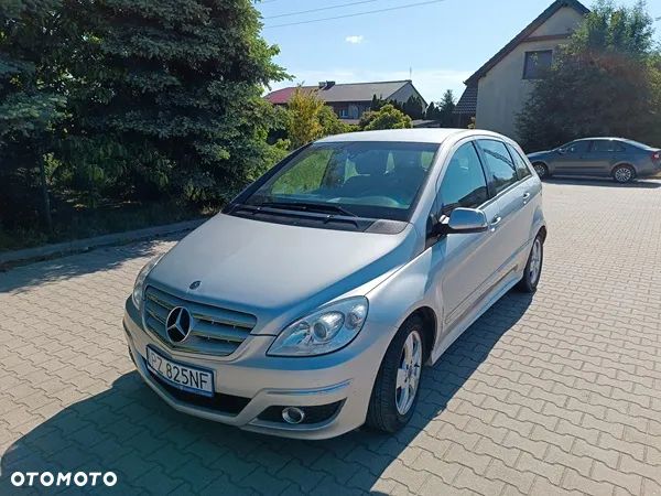 Mercedes-Benz Klasa B 200 CDI - 1