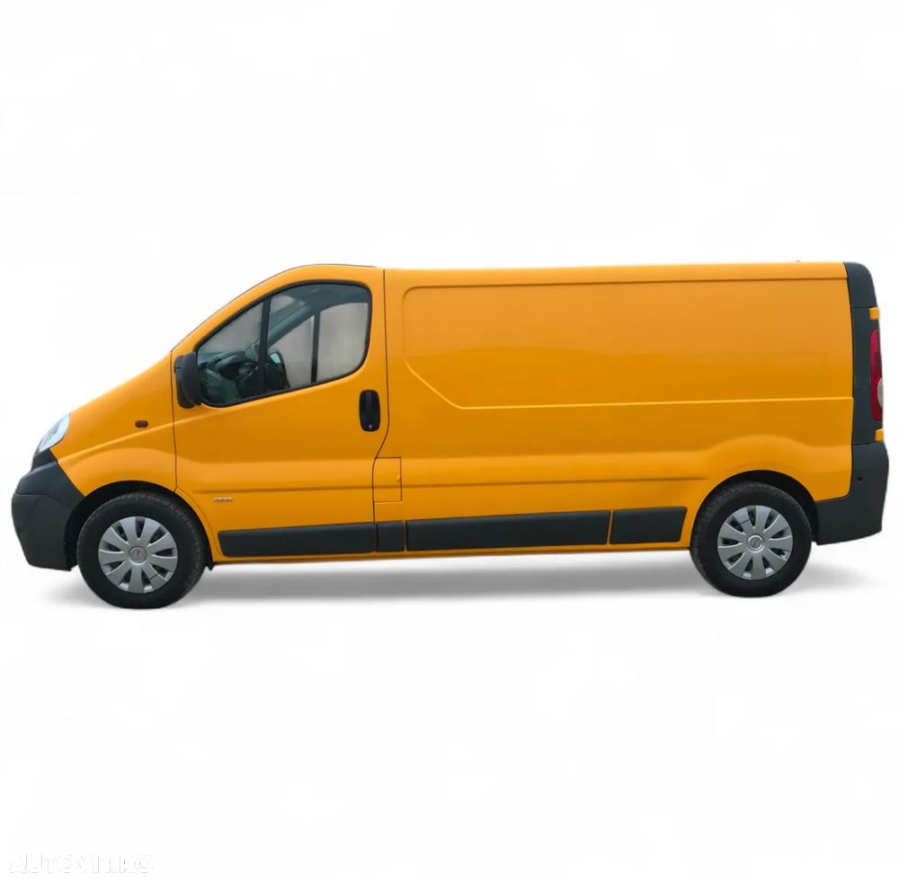 Opel Vivaro - 11