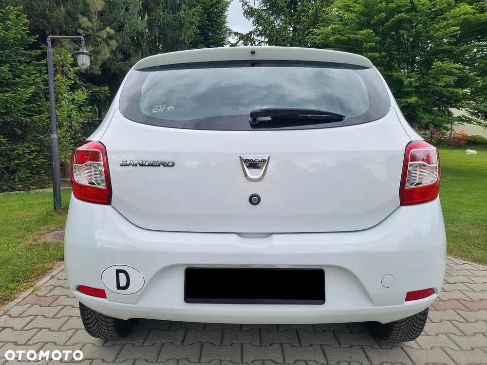 Dacia Sandero 1.2 16V 75 Laureate - 14