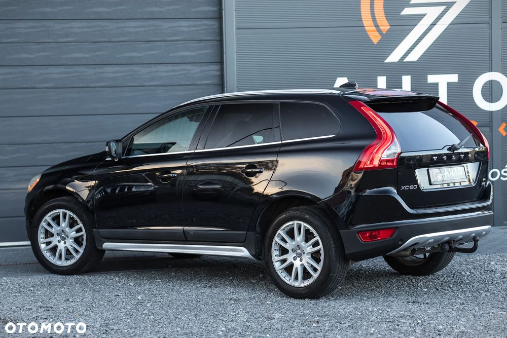 Volvo XC 60 D5 AWD Summum - 9