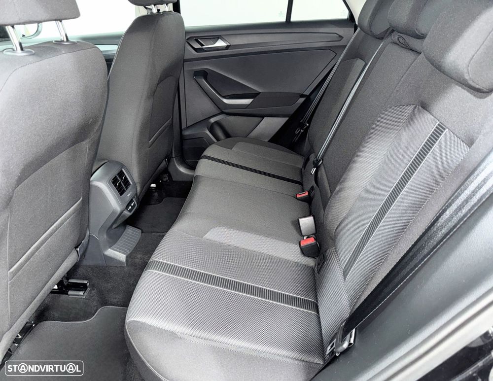 VW T-Roc 1.0 TSI Urban - 13