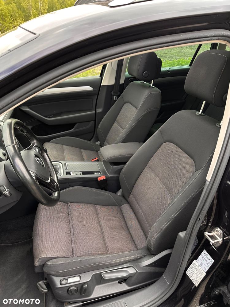 Volkswagen Passat 1.4 TSI BMT ACT Comfortline - 20