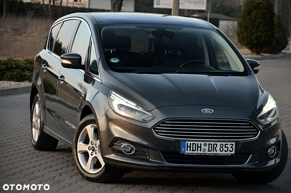 Ford S-Max - 33