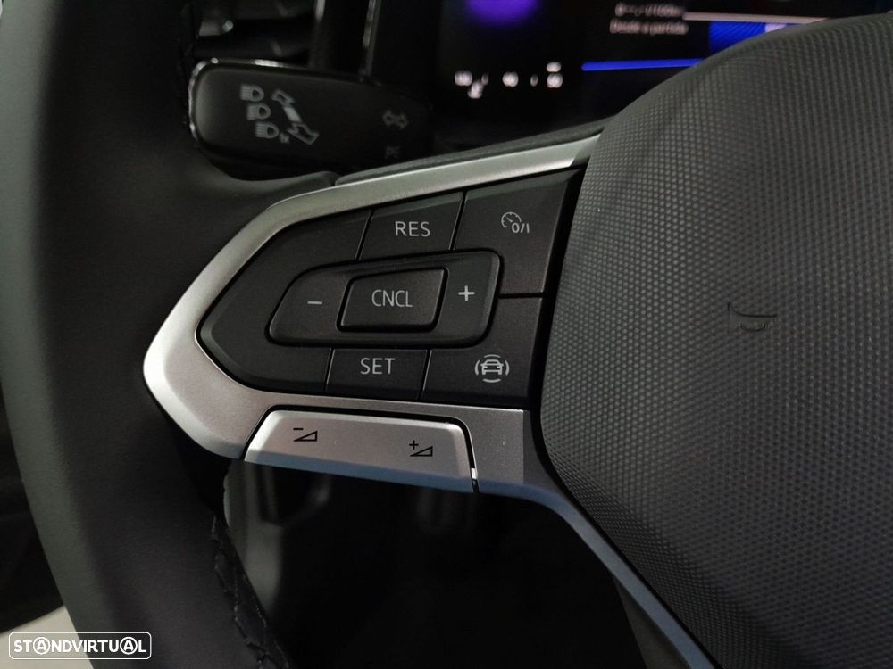 Volkswagen Taigo 1.0 TSI Urban — fotografia 15