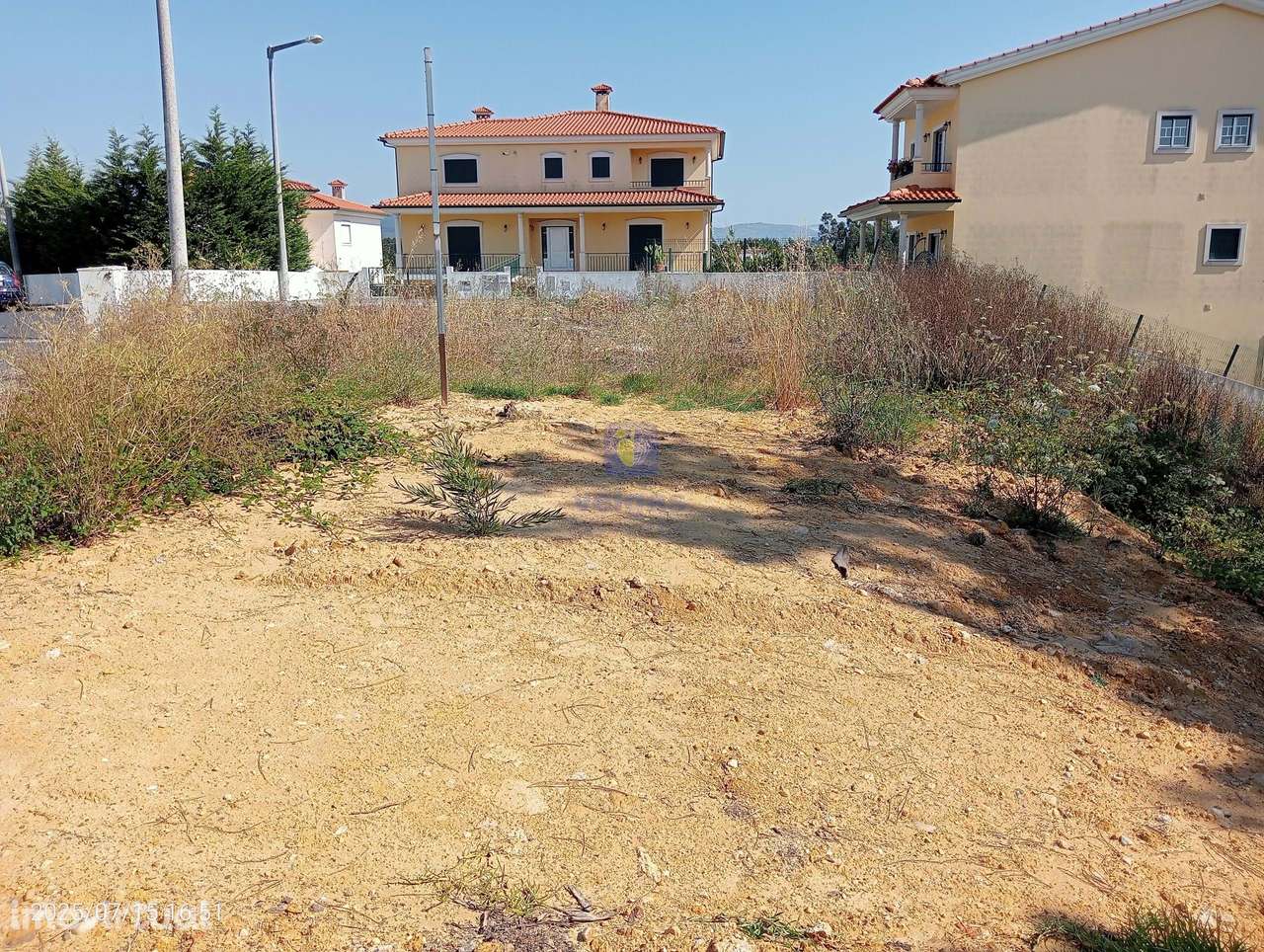 Terreno urbano com para construção em Leiria com 582 m2 - Grande imagem: 3/18