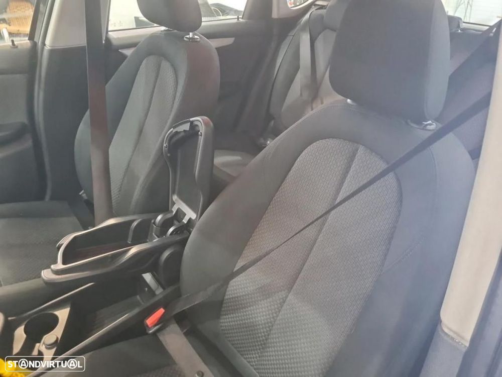 BMW 225xe Active Tourer Advantage - 4