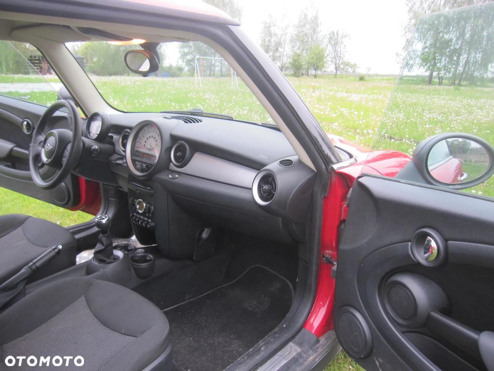 MINI Cooper 50 Mayfair - 10