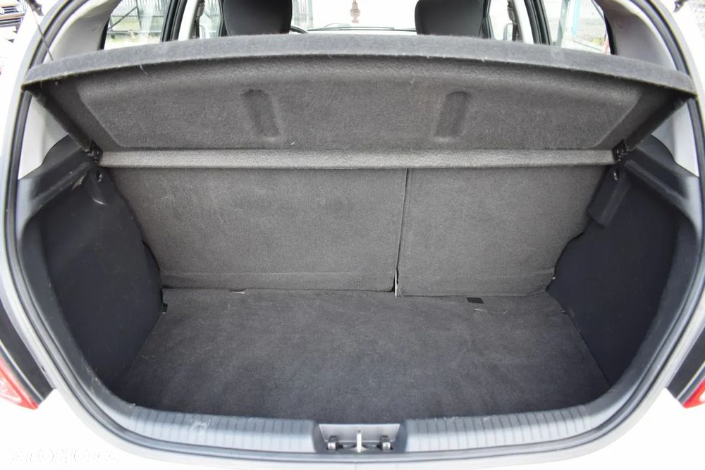 Hyundai i20 1.25 Comfort - 9
