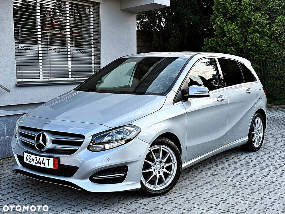 Mercedes-Benz Klasa B 180 AMG Line - 2