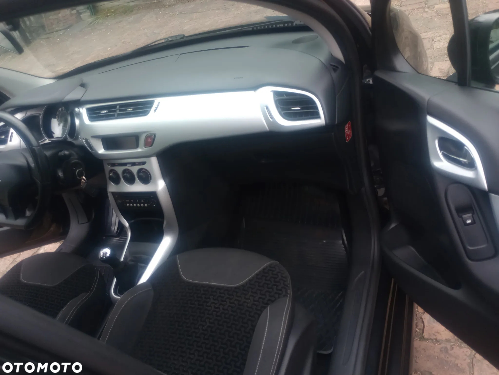 Citroën C3 1.4 VTi Exclusive - 16