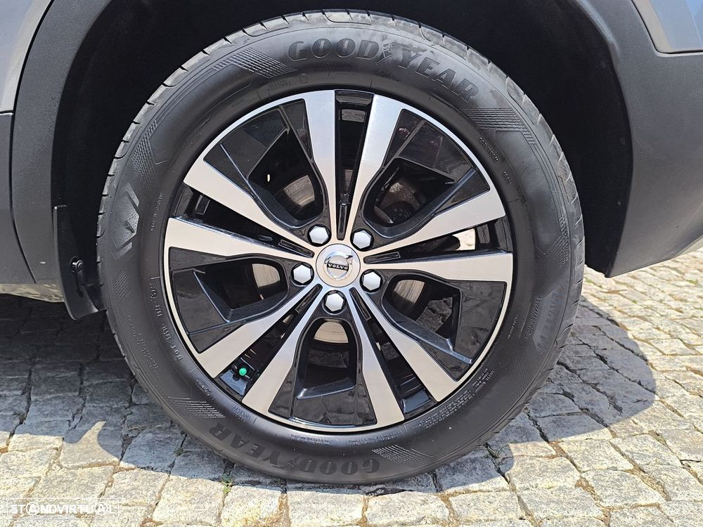 Volvo XC 40 2.0 D3 Momentum Geartronic - 17