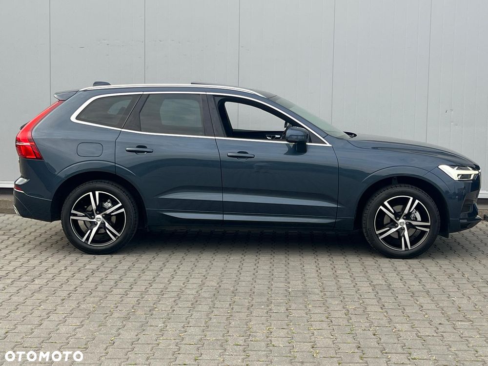 Volvo XC 60 D5 AWD Momentum - 16