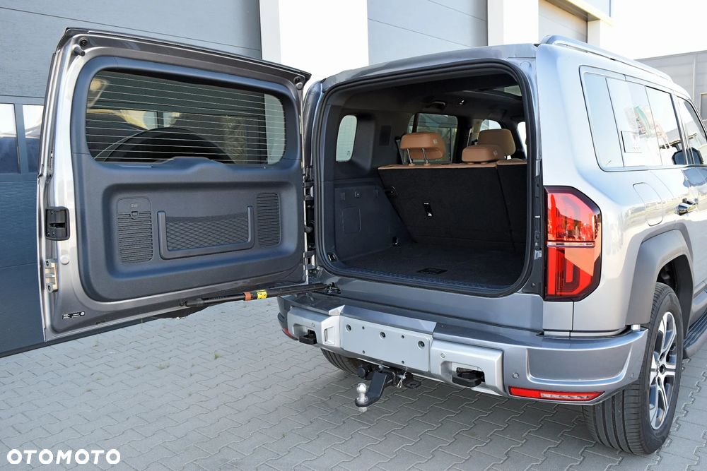 BYD Leopard 5 - 34