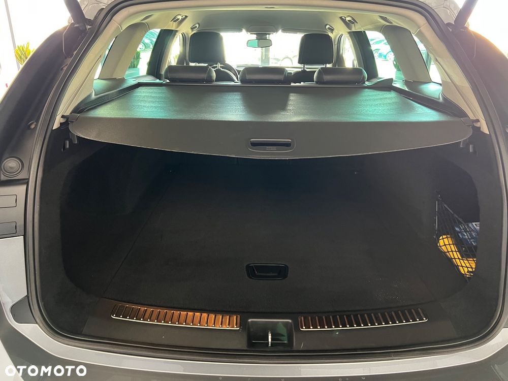 Opel Insignia Country Tourer 2.0 BiTrb D 4x4 Automatik Exclusive - 31