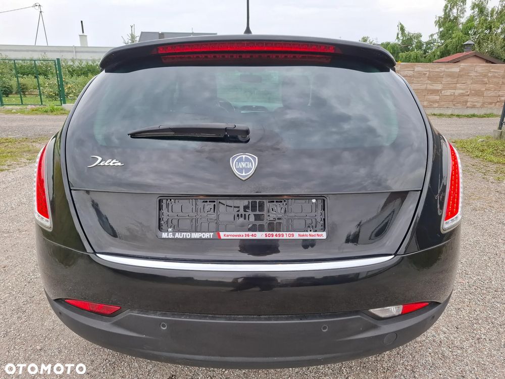 Lancia Delta - 16