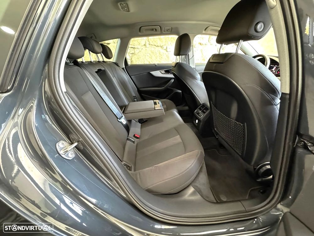 Audi A4 Avant 2.0 TDI S-line - 19