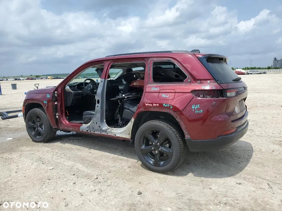 Jeep Grand Cherokee - 8