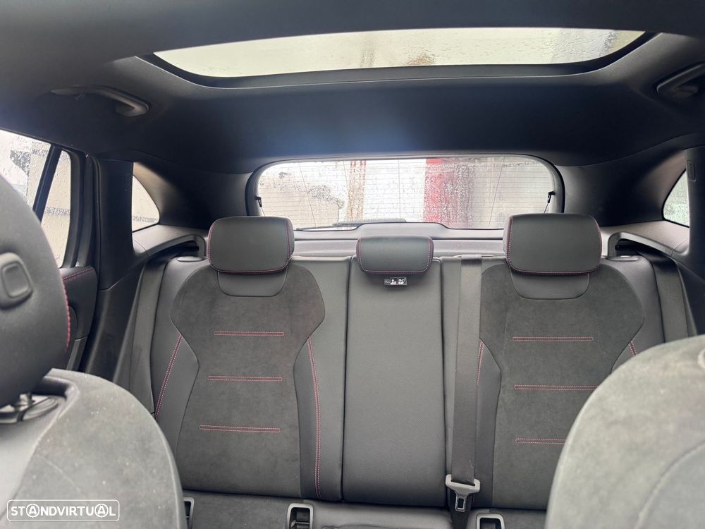 Mercedes-Benz GLA 250 e AMG Line - 13