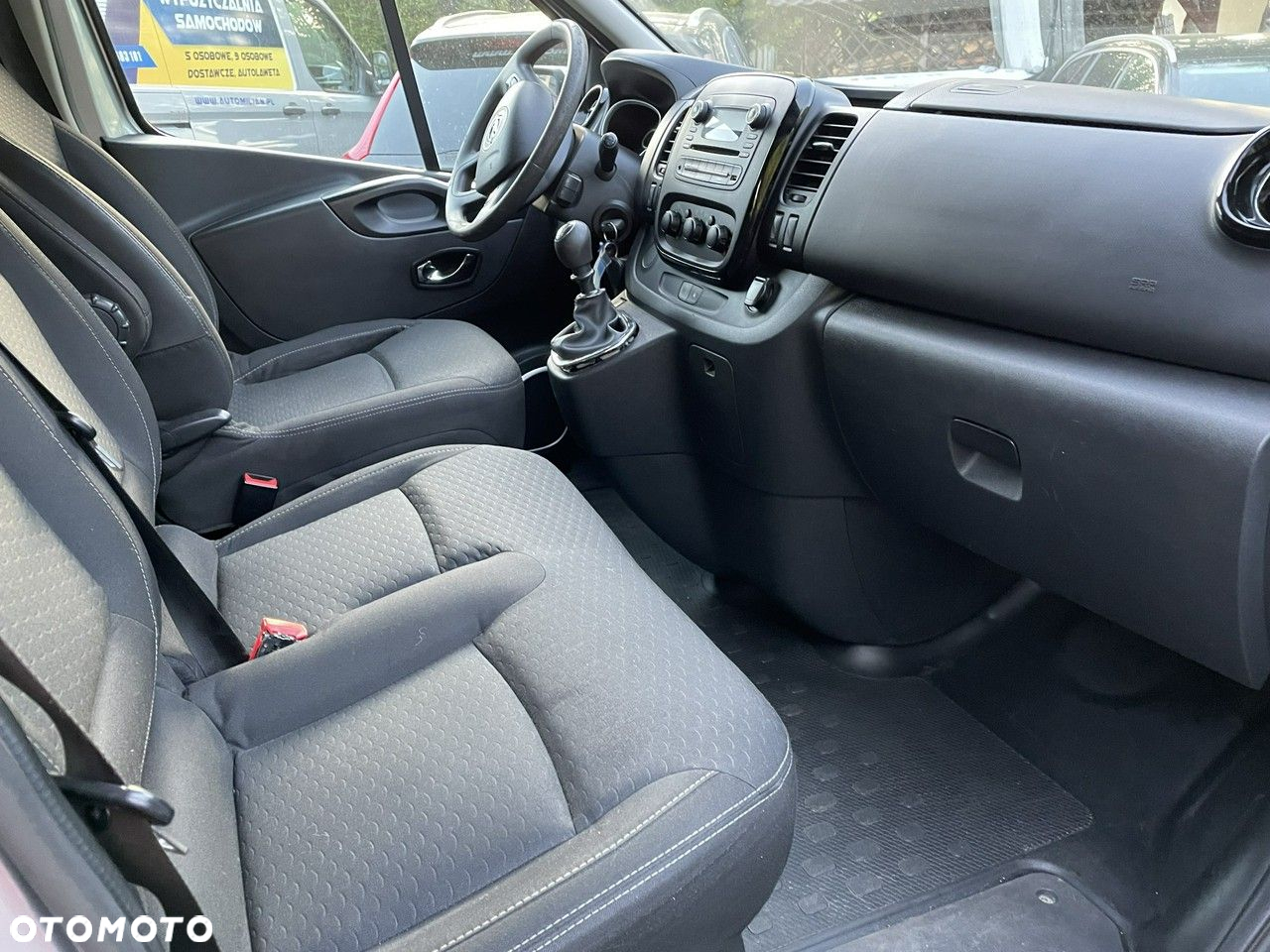 Opel Vivaro - 4