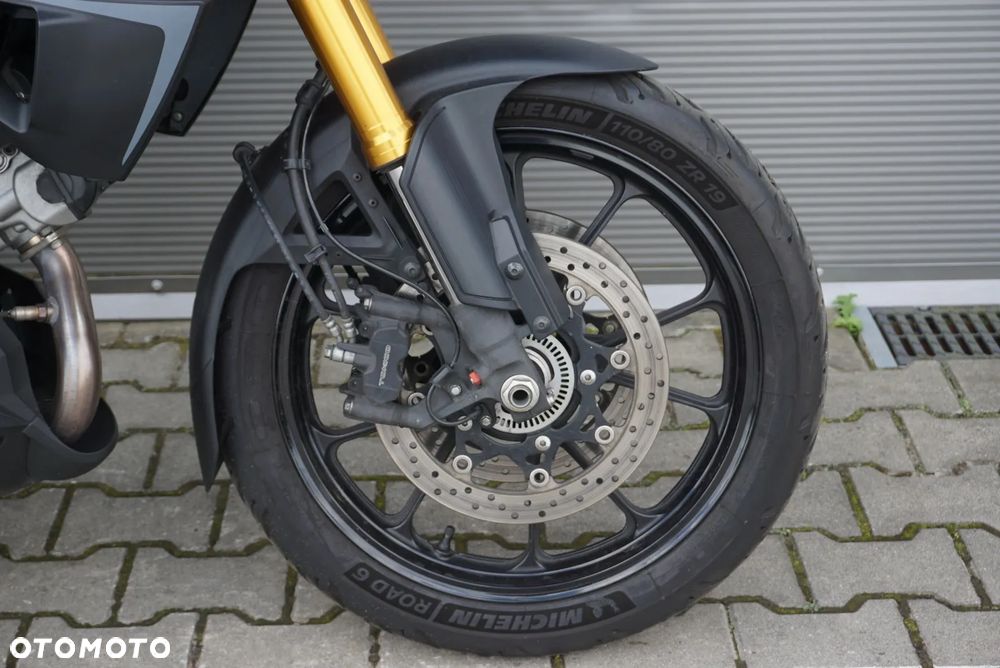 Suzuki V-STROM - 13