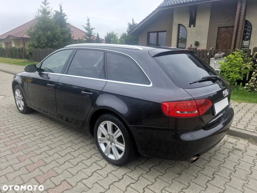 Audi A4 Avant - 8