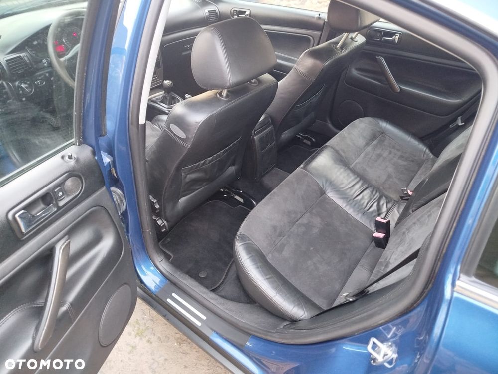 Volkswagen Passat - 14