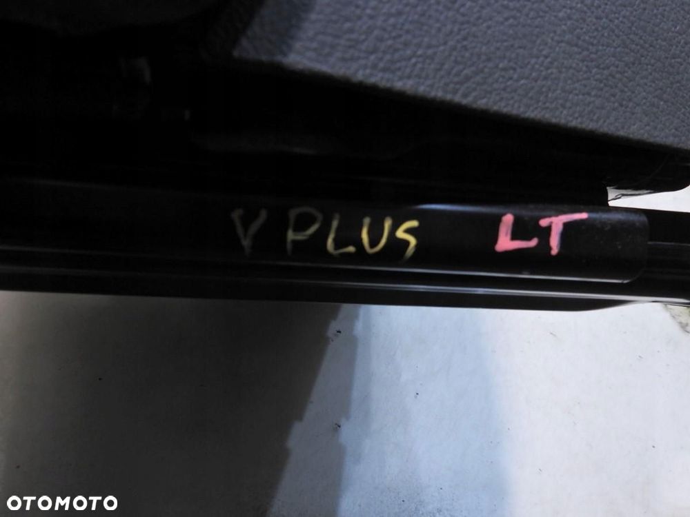 KANAPA LEWY TYŁ PAS VW GOLF V PLUS - 2