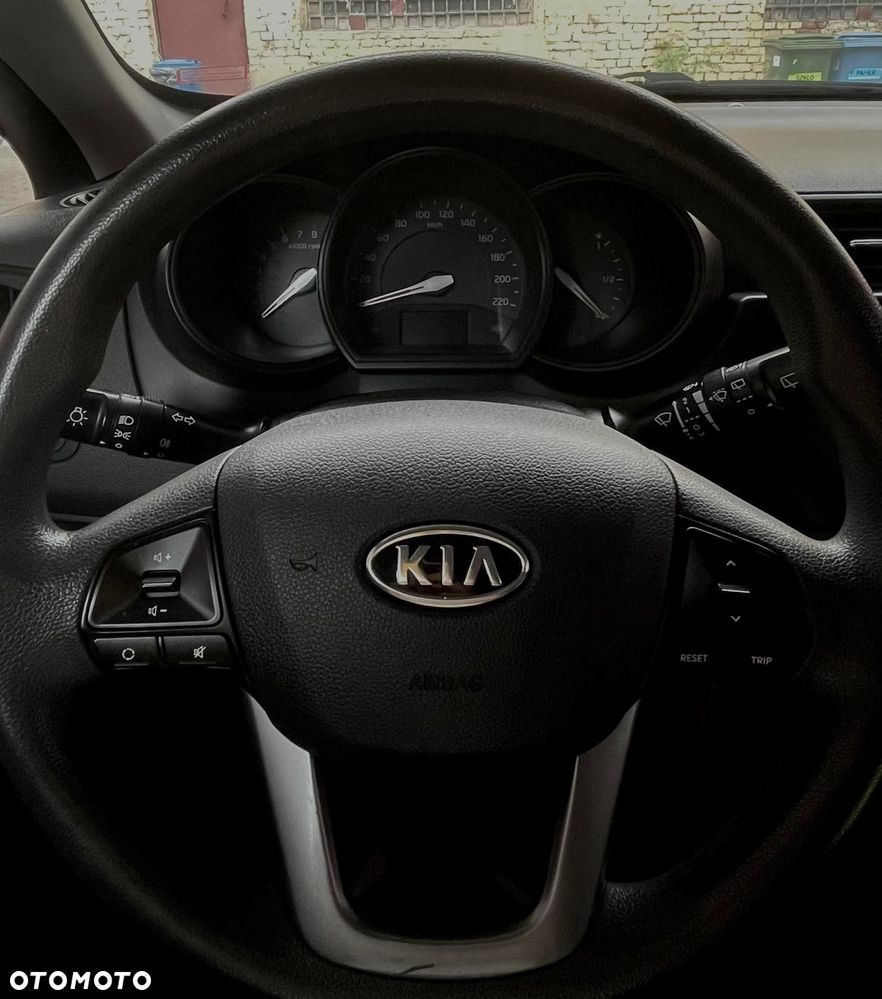 Kia Rio 1.2 M (klm) - 12
