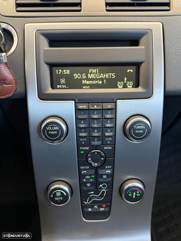 Volvo V50 1.6 D Momentum - 19