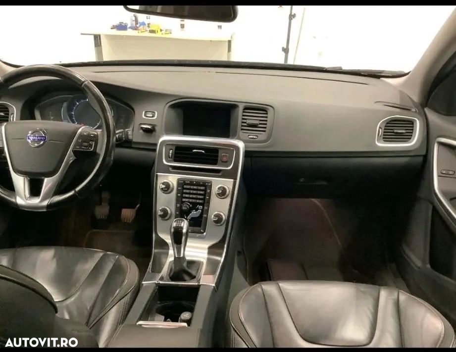 Volvo V60 D4 Ocean Race - 7