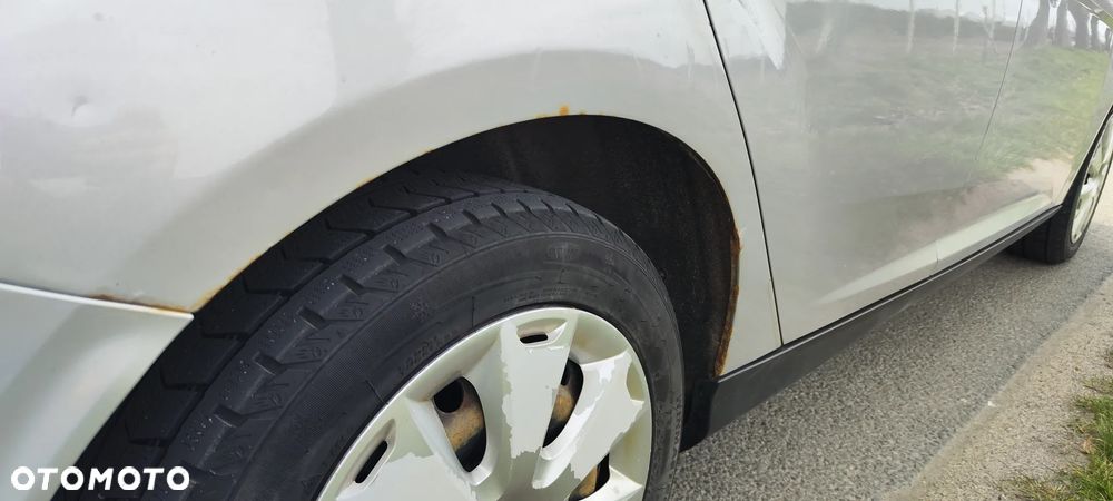 Ford Focus 1.6 TDCi Trend - 18