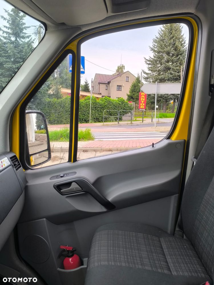 Mercedes-Benz SPRINTER - 13