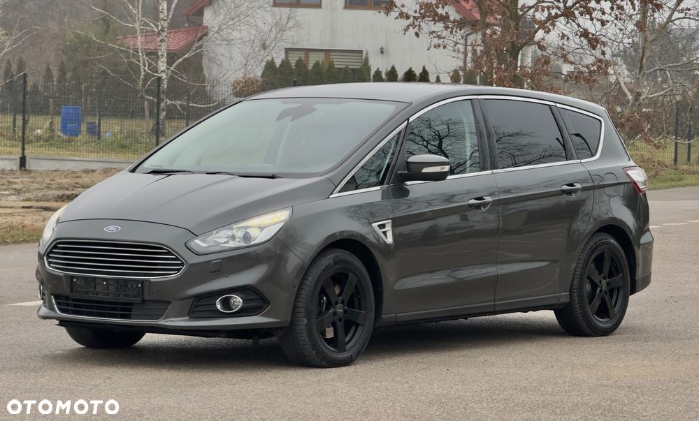 Ford S-Max - 9
