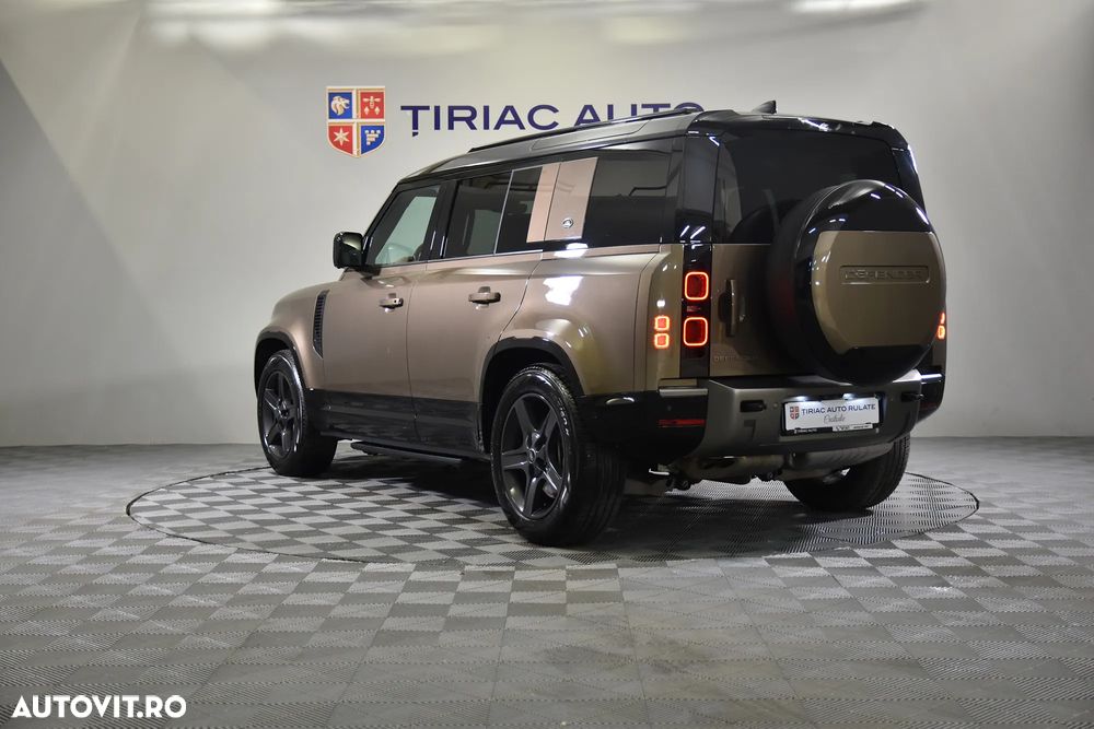 Land Rover Defender - 3