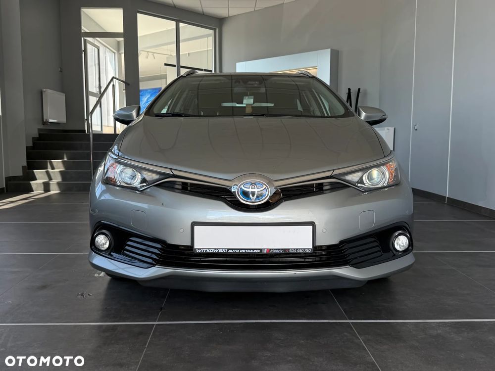 Toyota Auris Hybrid 135 Premium - 9