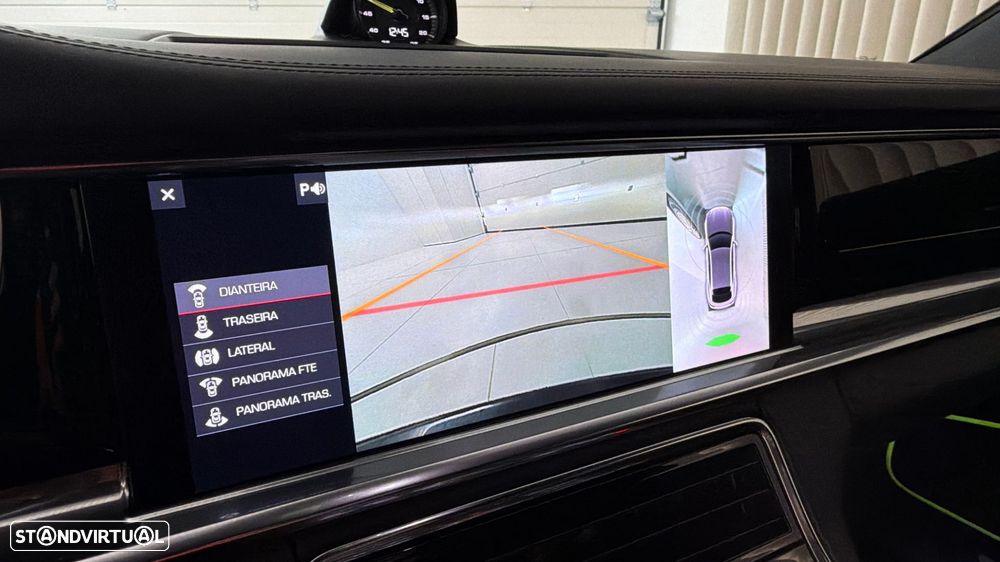 Porsche Panamera Sport Turismo 4 E-Hybrid 10 Years Edition - 28