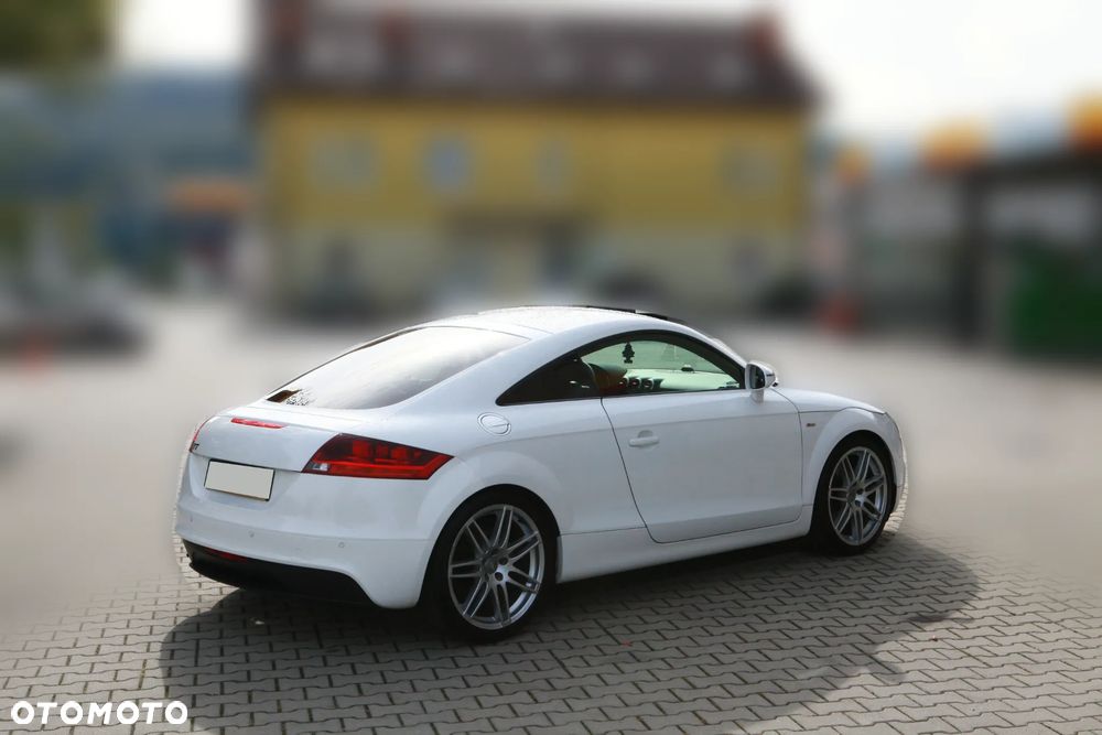 Audi TT Coupé - 12