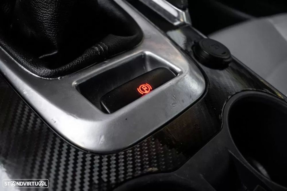 Peugeot 3008 1.6 HDi Roland Garros - 18