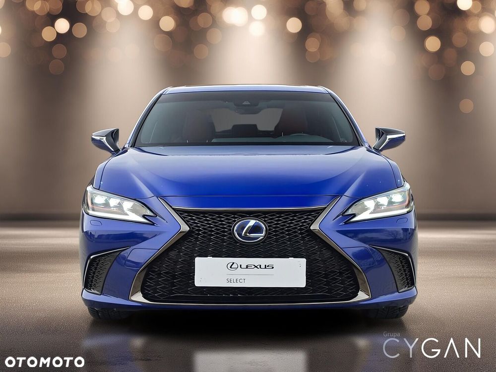 Lexus ES 300h F Sport Edition - 8