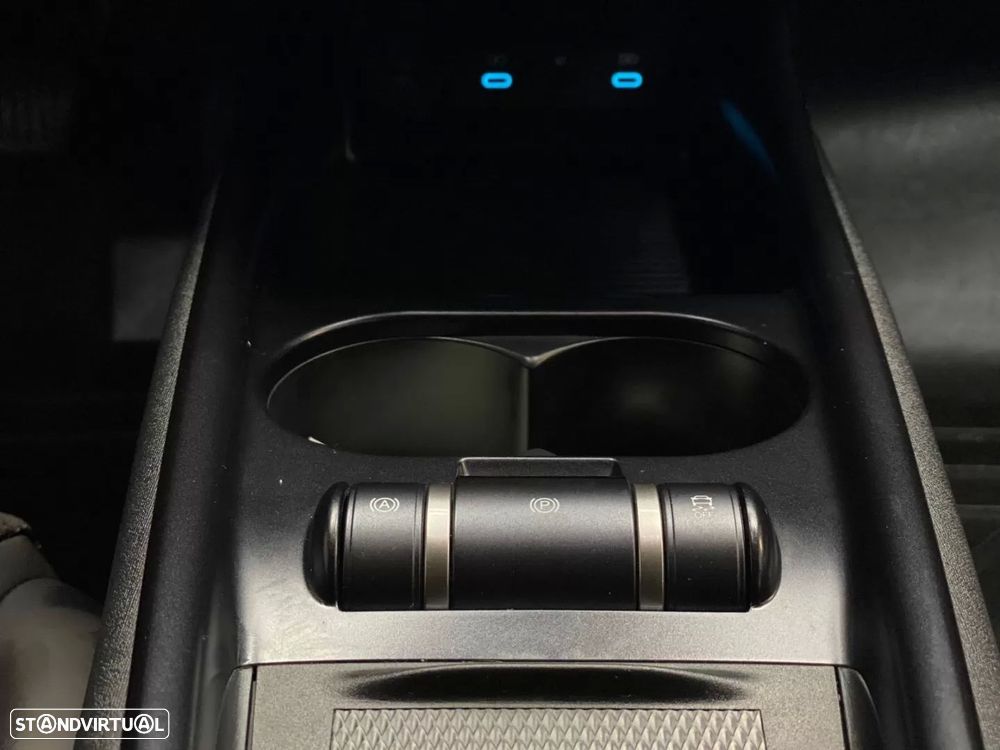 BYD Dolphin 60.4 kWh Design - 23
