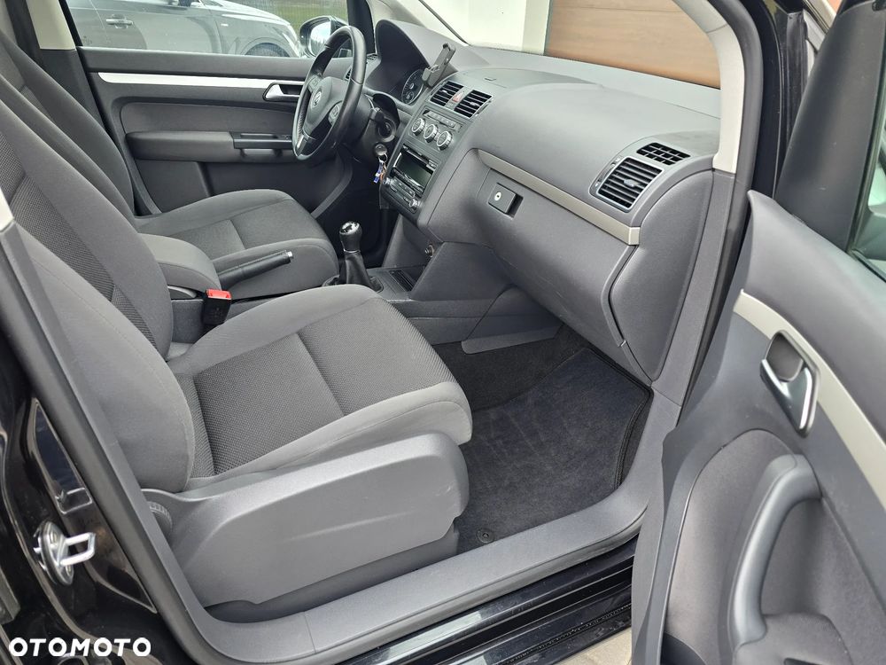 Volkswagen Touran 1.6 TDI DPF Trendline - 12