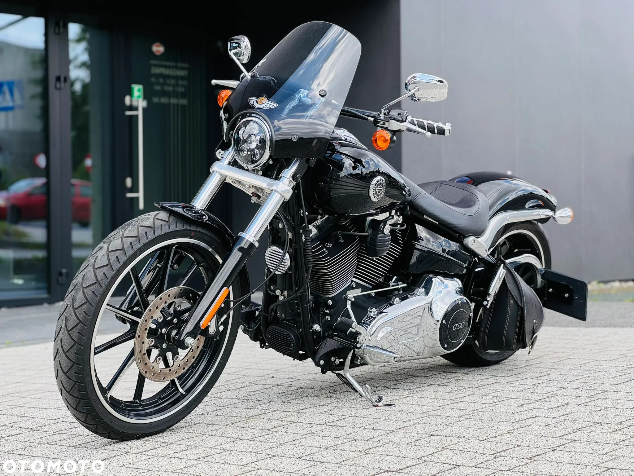 Harley-Davidson FXSB Breakout - 19