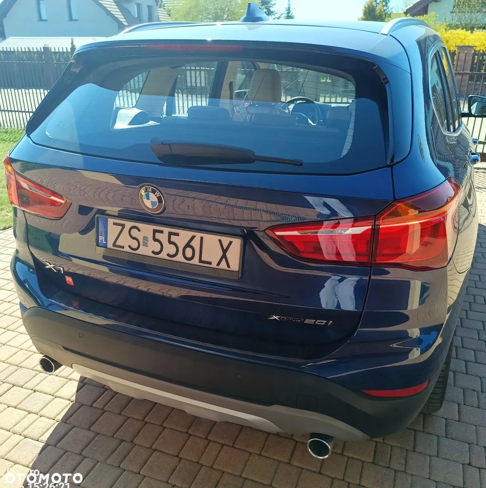 BMW X1 xDrive20i xLine - 6