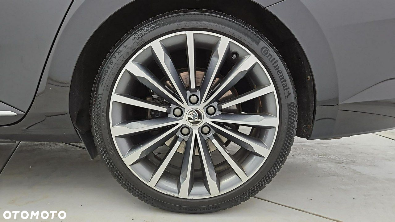Skoda Superb 2.0 TDI SCR L&K DSG - 27